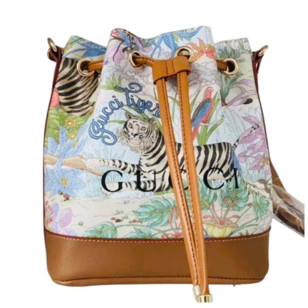 Gucci Upcycled Tiger Dustbag Shoulder Bag with Leather Trim - Picture 10 of 12